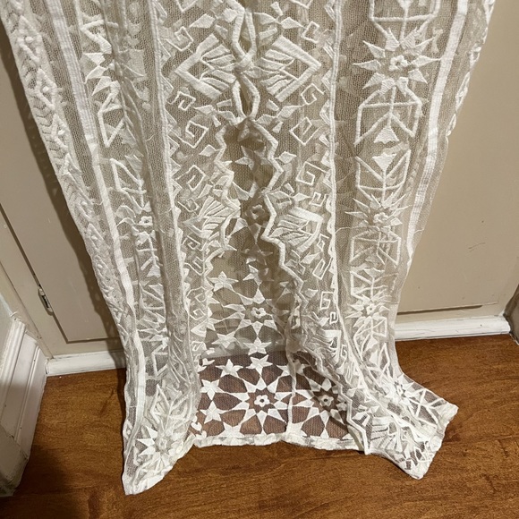 Jens Pirate Booty White Maxi star lace dress - Picture 4 of 6